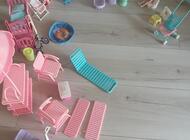 Grajewo ogłoszenia: Oddam nie drogo mebelki do nich duży domek barbie rozłożony,... - zdjęcie