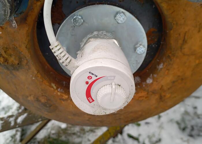 Grajewo ogłoszenia: Sprzedam grzałkę do bojlera 1700W z termostatem.