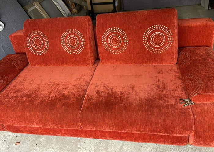 Grajewo ogłoszenia: Sprzedam rozkładaną kanapę w dobrym stanie.