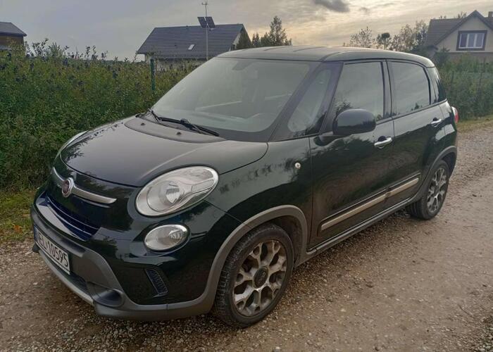 Grajewo ogłoszenia: Na sprzedaż Fiat 500L w wersji Trekking, wyposażony w ekonomiczny...