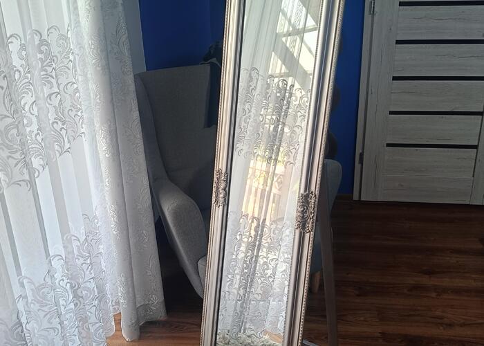 Grajewo ogłoszenia: Sprzedam stojące lustro widoczne na zdjeciu. Wymiary 160cm x 40cm...
